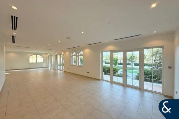 Big Plot | Vacant Soon | 5 Bedrooms